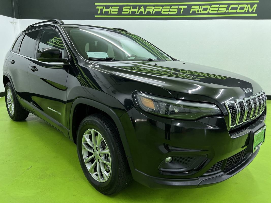 Used 2022 Jeep Cherokee Latitude Lux w/ Sun & Sound Group AWD/4WD image 2