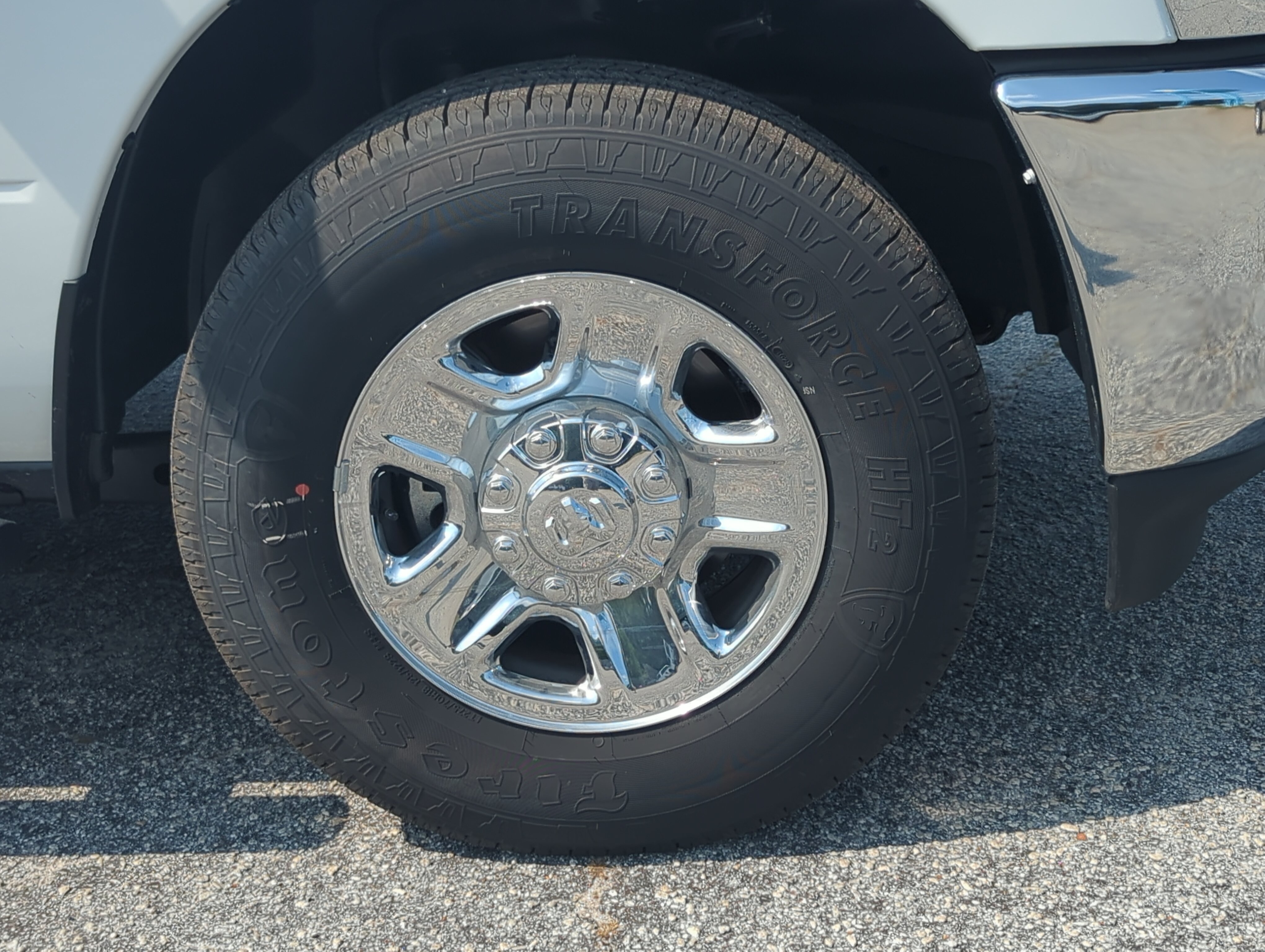 New 2026 RAM 2500 Tradesman w/ Chrome Appearance Group RWD image 9