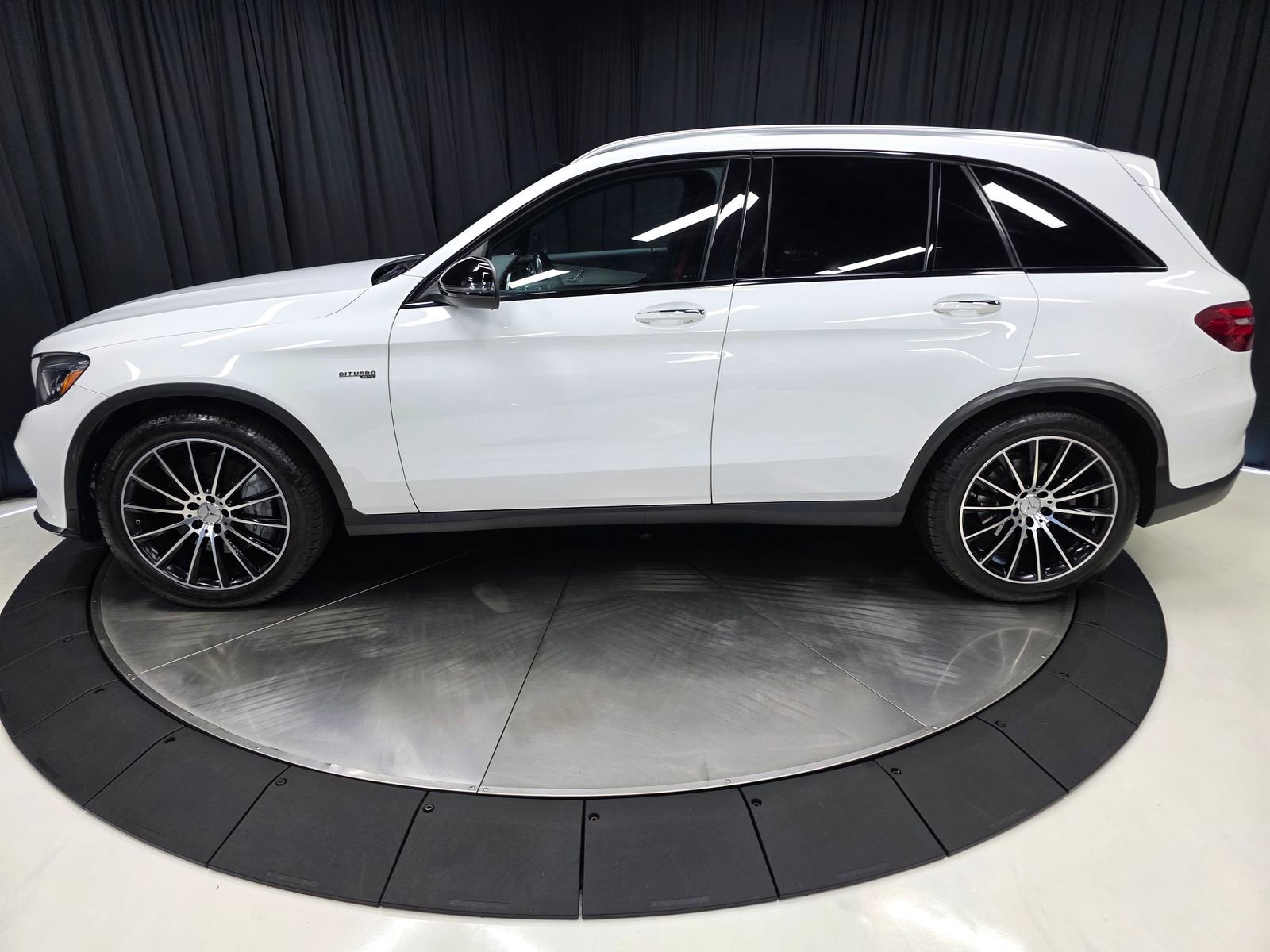 Used 2017 Mercedes-Benz GLC 43 AMG 4MATIC image 8