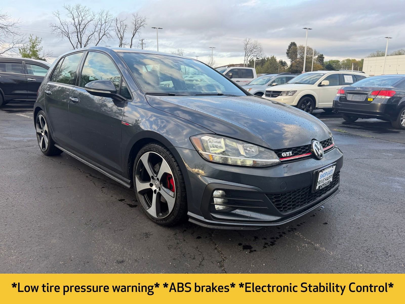 Used 2018 Volkswagen Golf 4-Door FWD image 4
