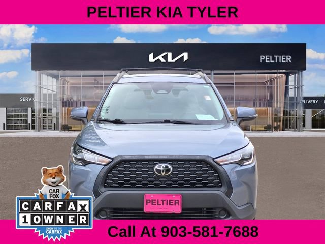 Used 2023 Toyota Corolla Cross LE image 2