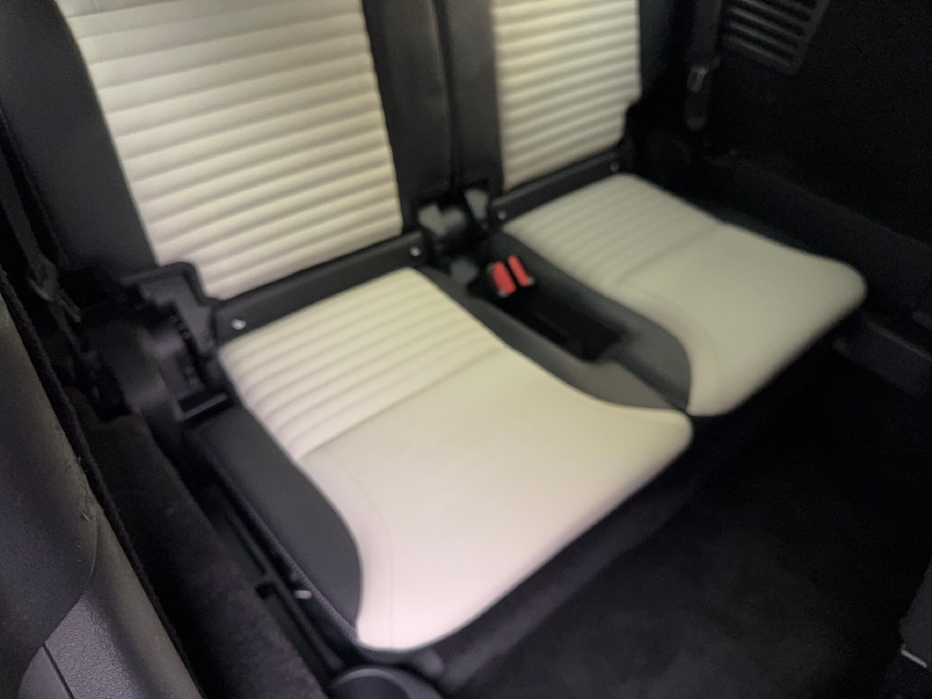 Used 2023 Land Rover Discovery S R-Dynamic AWD/4WD image 43