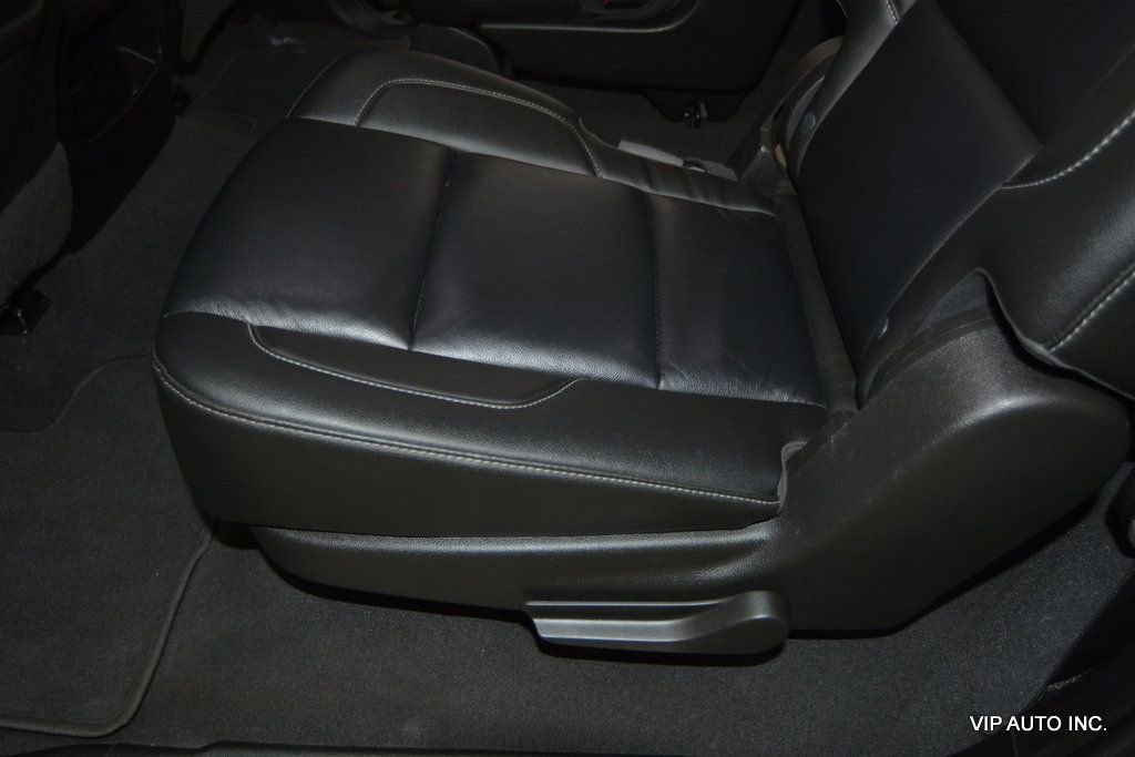 Used 2019 GMC Yukon XL SLT image 24