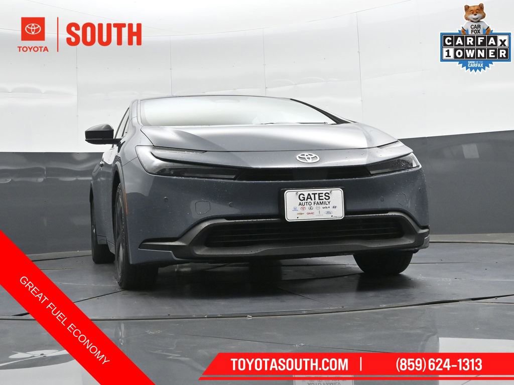 Used 2025 Toyota Prius LE FWD image 41