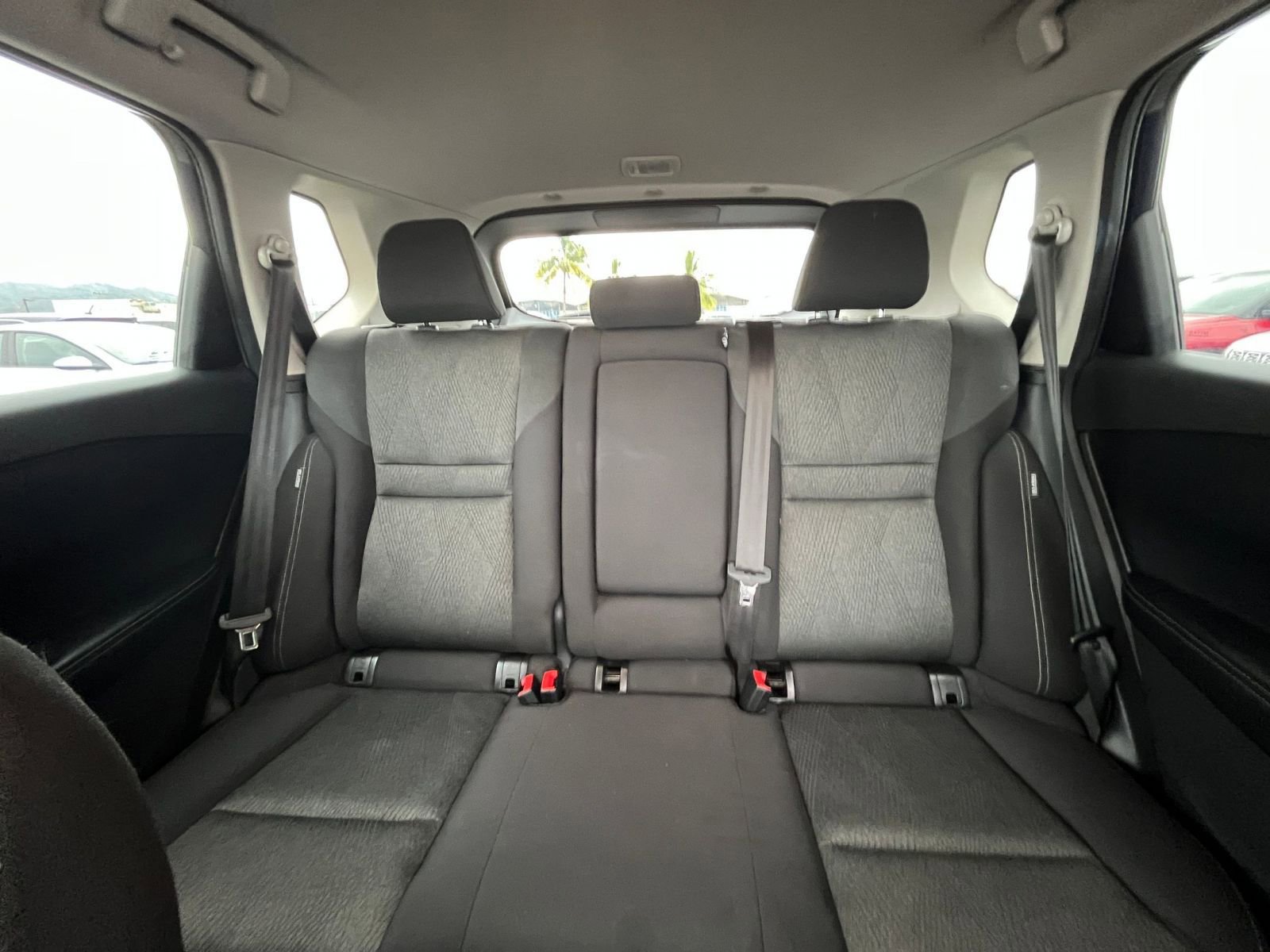 Used 2025 Nissan Rogue SV AWD/4WD image 39