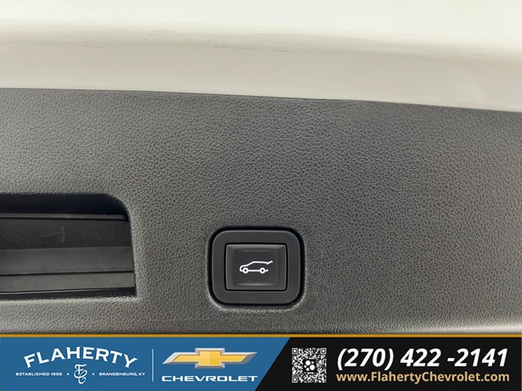 Used 2026 Chevrolet Traverse LT w/ Driver Confidence Package FWD image 20