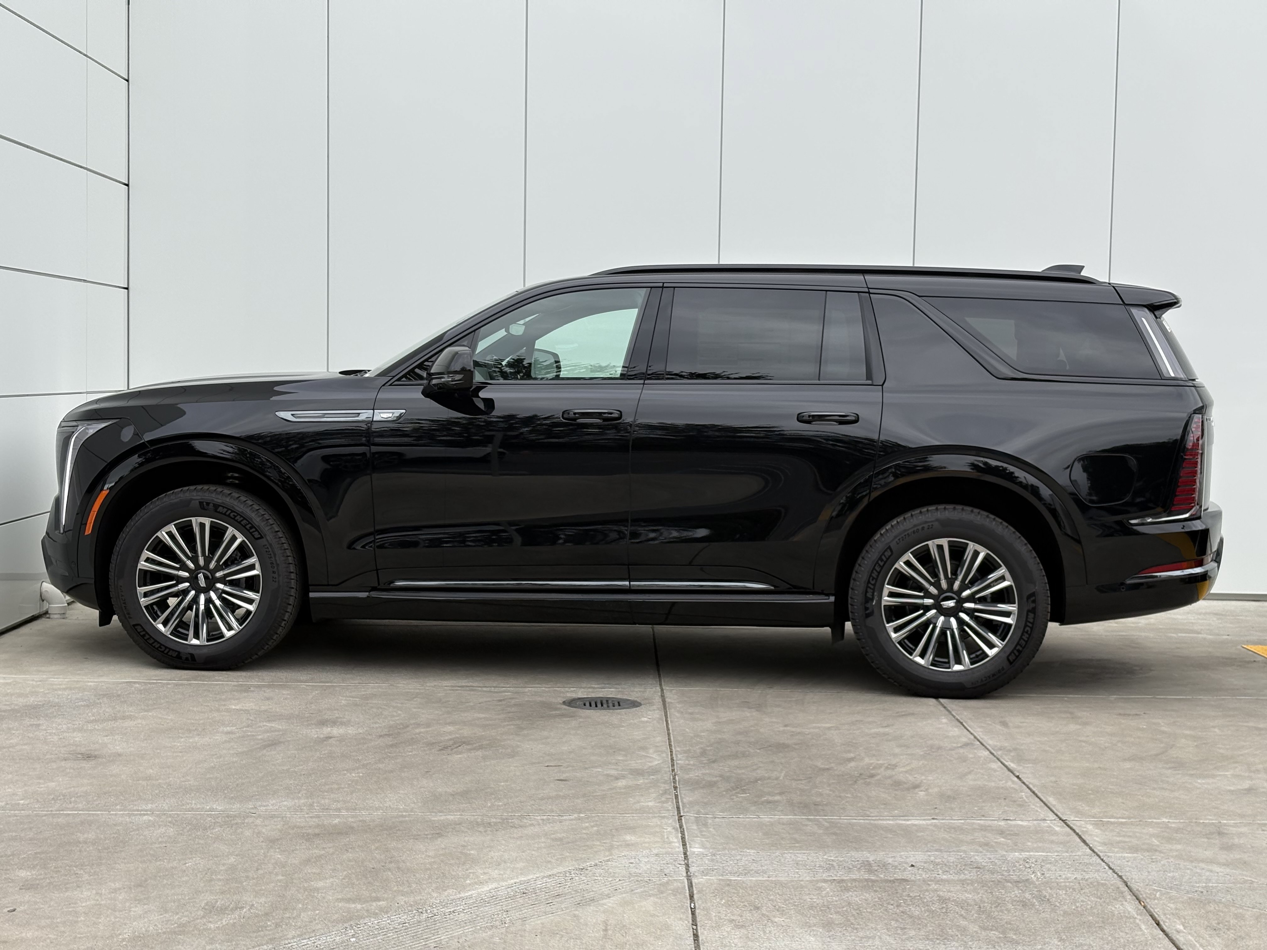 New 2026 Cadillac Escalade IQL Sport 1 AWD/4WD image 4