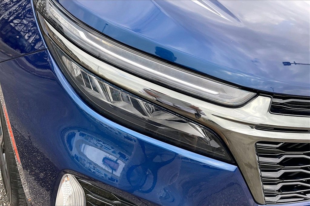 Used 2023 Chevrolet Equinox RS image 29