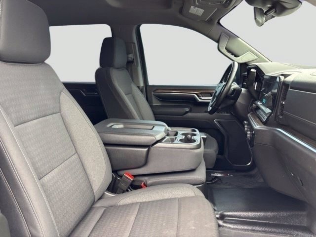 Used 2024 Chevrolet Silverado 3500 LT AWD/4WD image 10