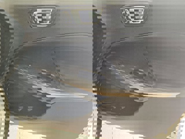 Used 2019 Ford EcoSport SE image 3