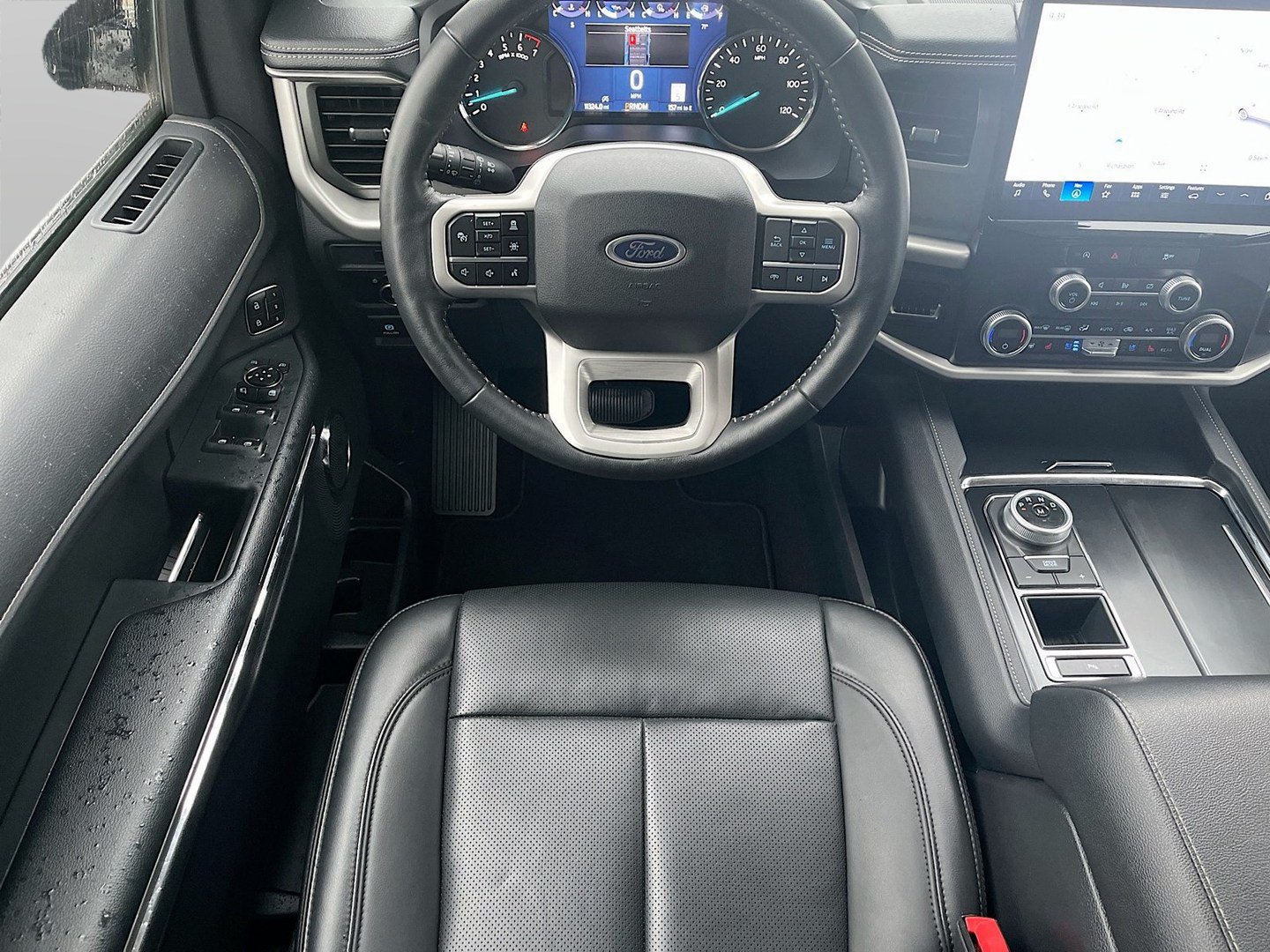 Used 2024 Ford Expedition XLT RWD image 22