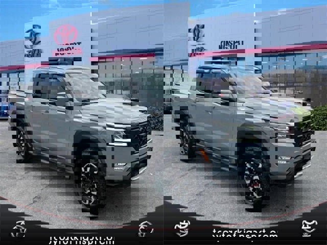 Used 2024 Nissan Frontier PRO-4X w/ Off-Road Protection Package image 7