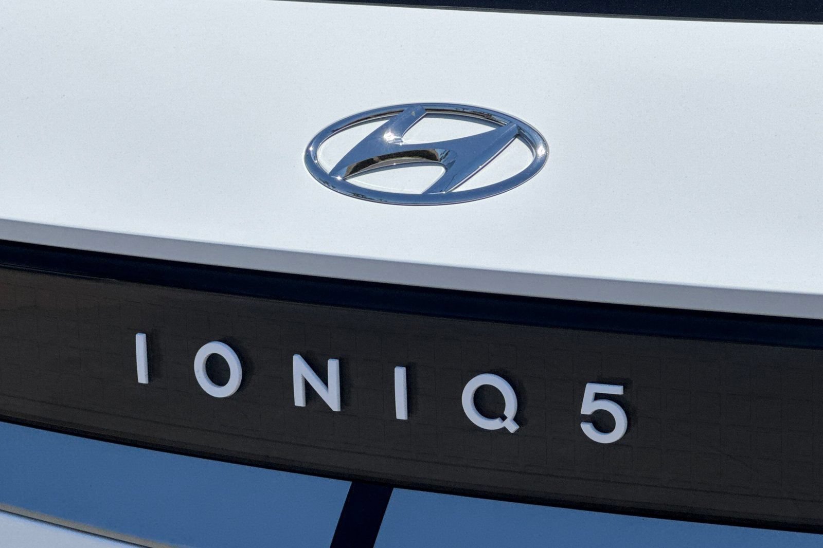 Used 2024 Hyundai Ioniq 5 SEL RWD image 29