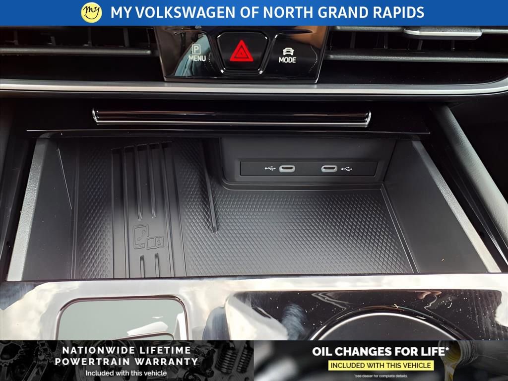 New 2026 Volkswagen Atlas Cross Sport SEL R-Line image 24