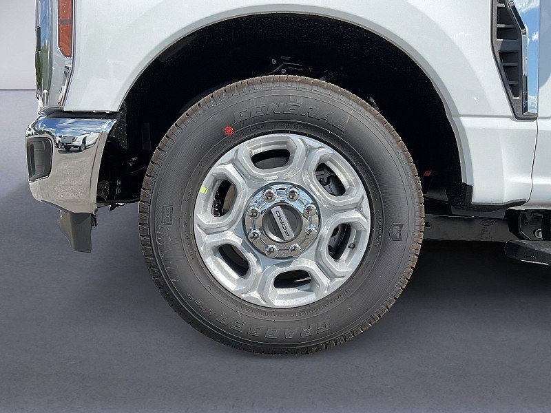 New 2026 Ford F250 XLT image 9