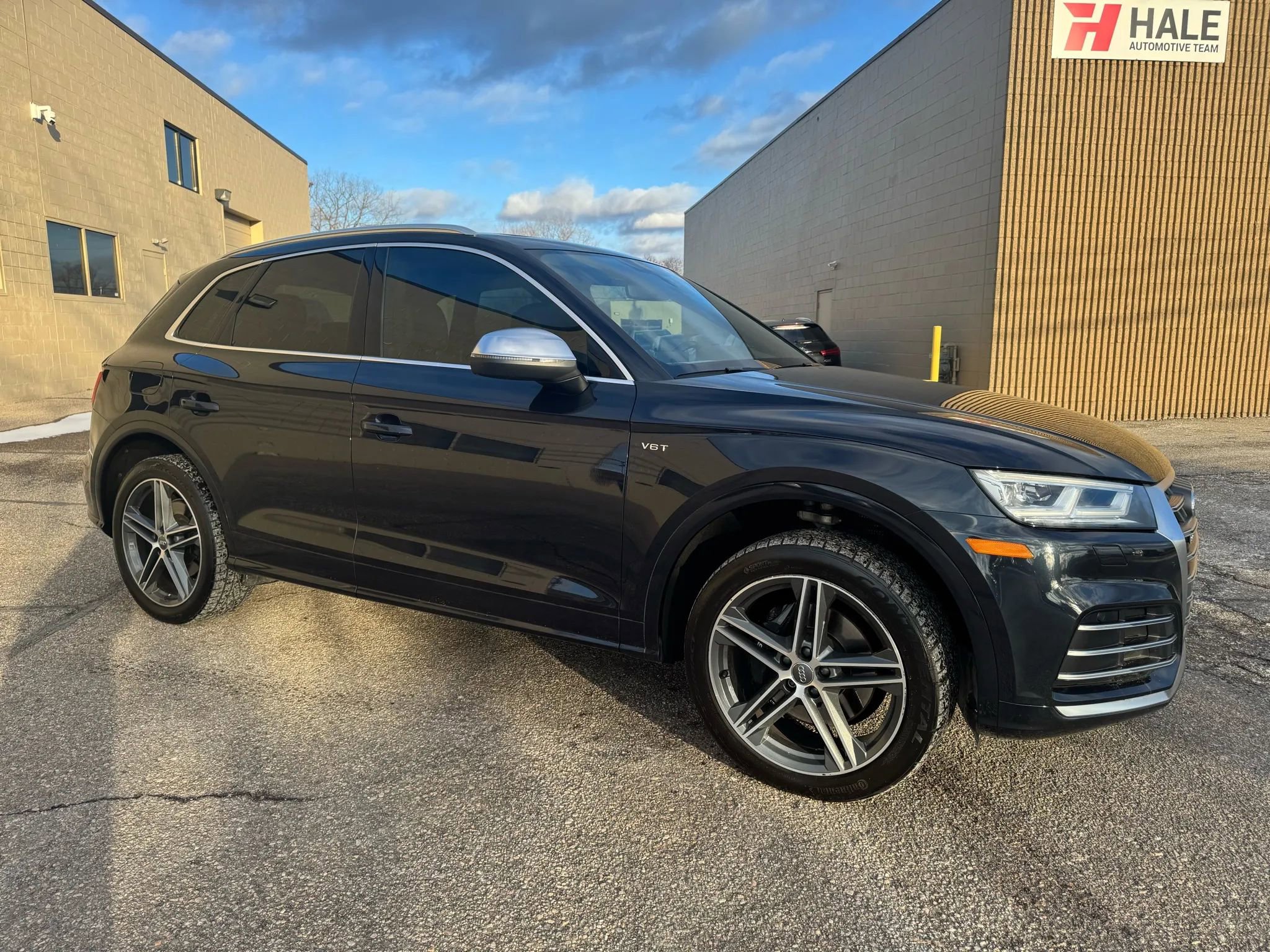 Used 2018 Audi SQ5 Premium Plus AWD/4WD image 12