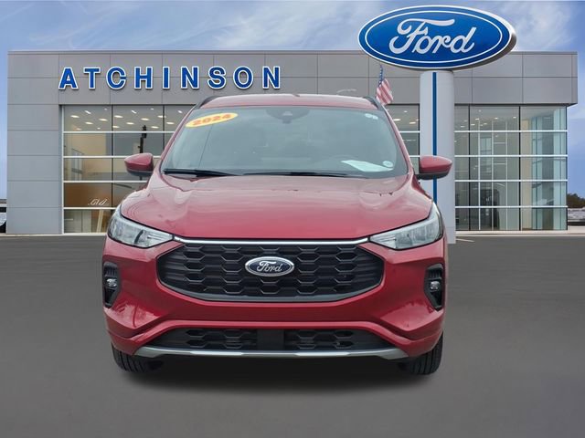 Certified 2024 Ford Escape ST-Line Select w/ Tech Pack #1 AWD/4WD image 3