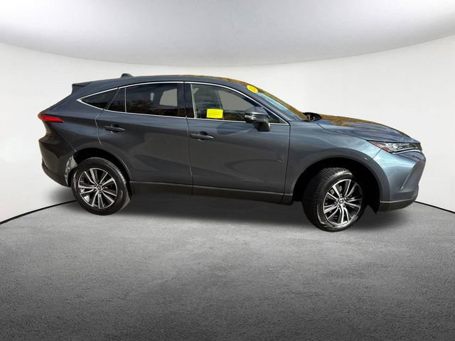 Used 2022 Toyota Venza LE image 14