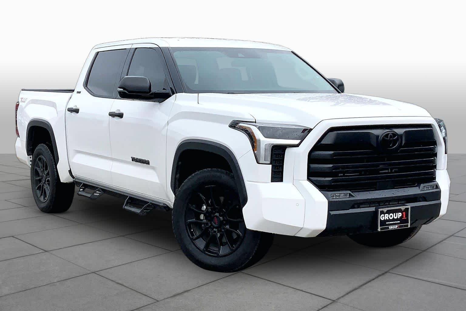 Used 2023 Toyota Tundra SR5 w/ SR5 Convenience Package AWD/4WD image 3