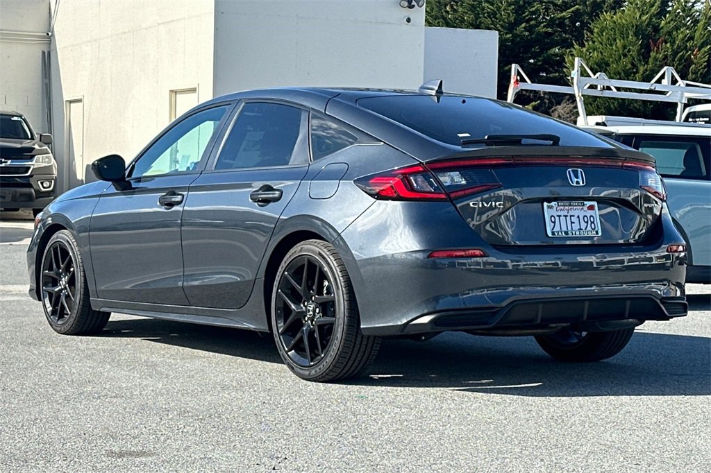 Used 2025 Honda Civic Sport image 5