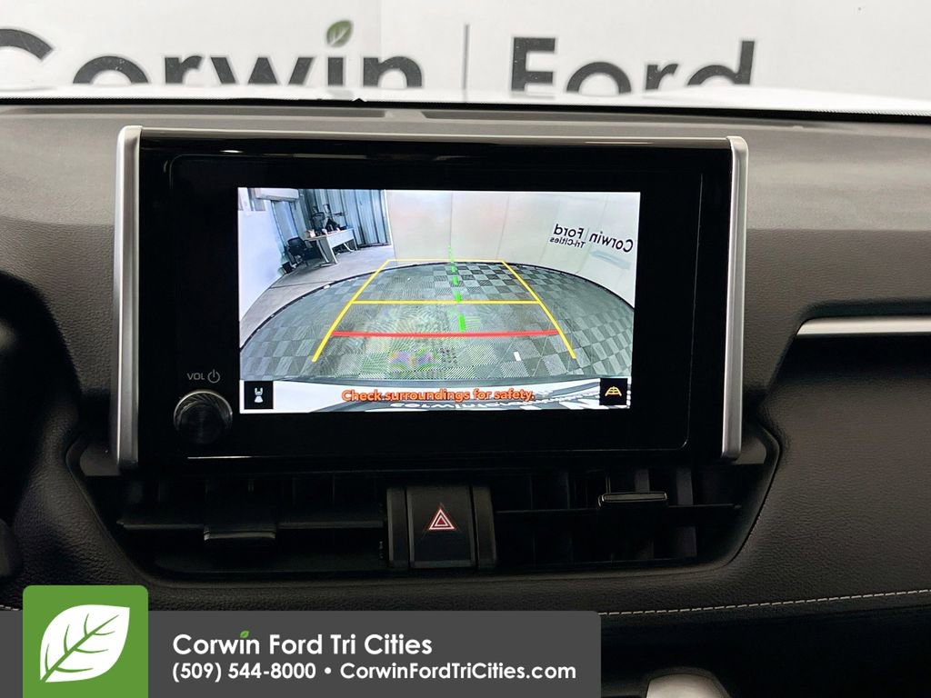 Used 2023 Toyota RAV4 XLE image 21