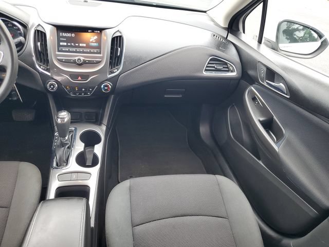 Certified 2016 Chevrolet Cruze LT FWD image 16