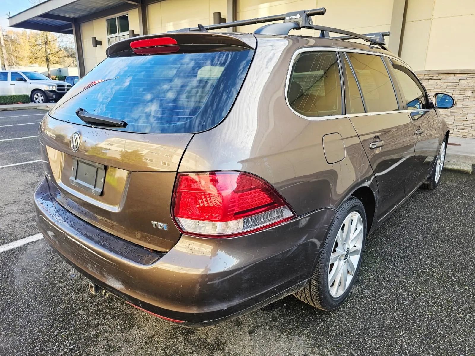 Used 2011 Volkswagen Jetta TDI image 5