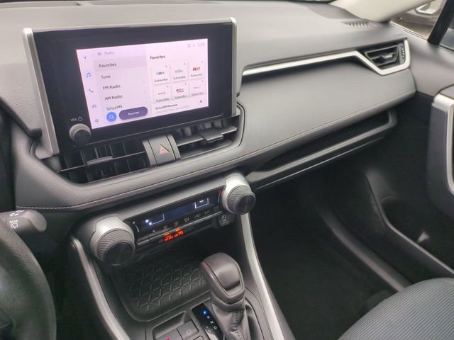 Used 2023 Toyota RAV4 LE image 11