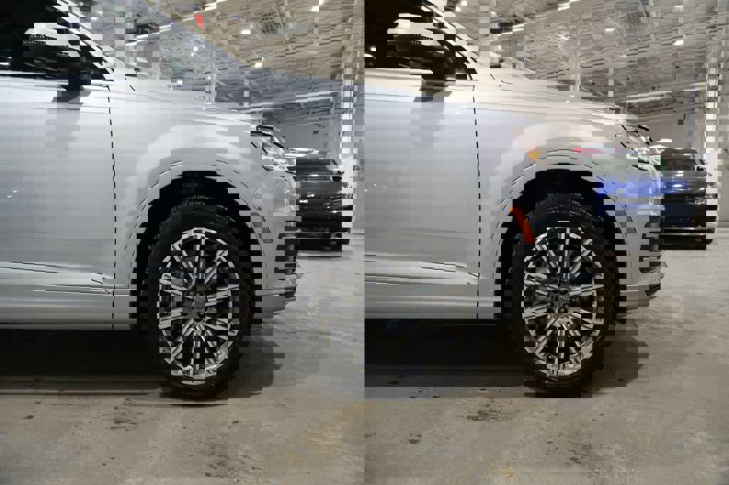 Used 2019 Audi Q7 2.0T Premium Plus image 15