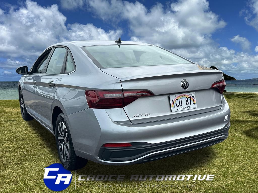 Used 2024 Volkswagen Jetta S image 5