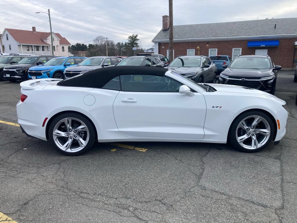 Used 2023 Chevrolet Camaro LT w/ Technology Package RWD image 18