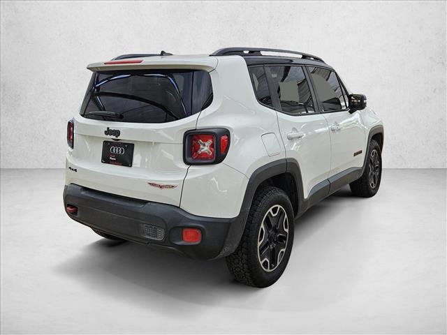 Used 2015 Jeep Renegade Trailhawk w/ Popular Equipment Group AWD/4WD image 5