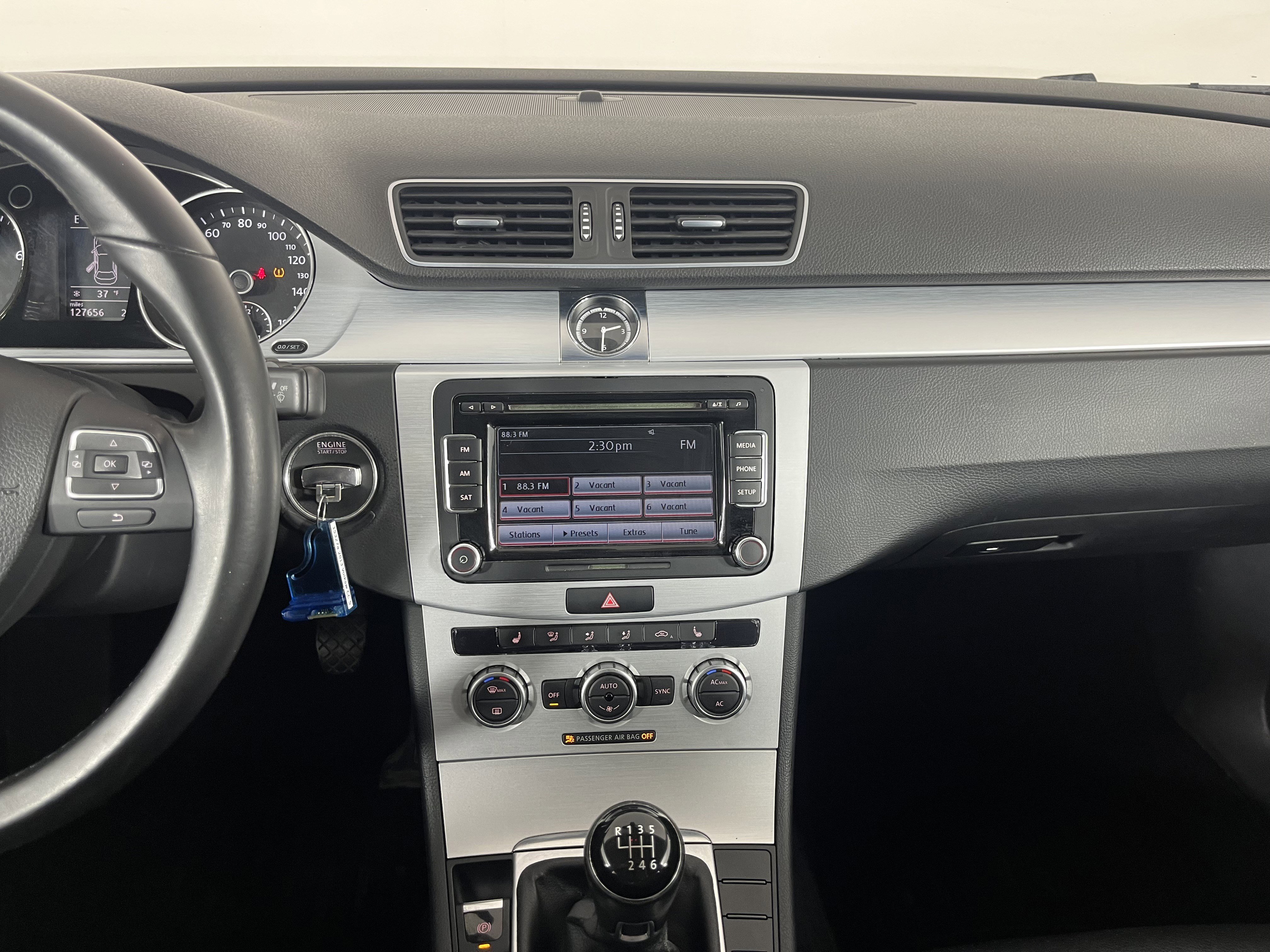 Used 2013 Volkswagen CC Sport image 14