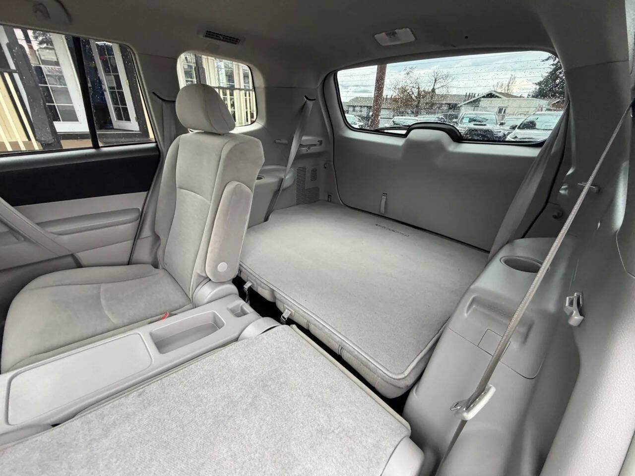 Used 2013 Toyota Highlander Plus AWD/4WD image 16