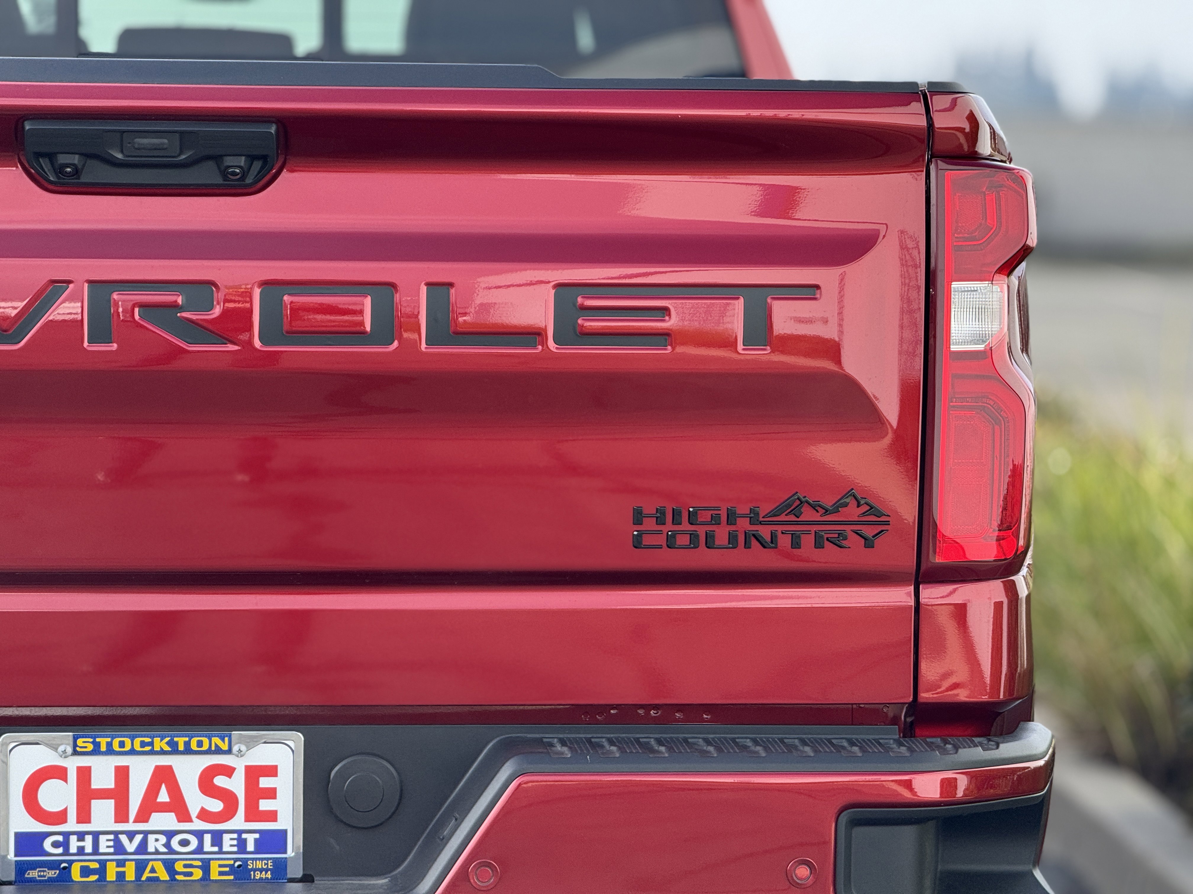 New 2026 Chevrolet Silverado 1500 High Country w/ Technology Package AWD/4WD image 8