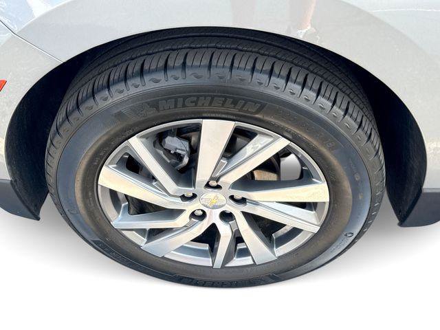 Used 2023 Chevrolet Equinox Premier FWD image 18