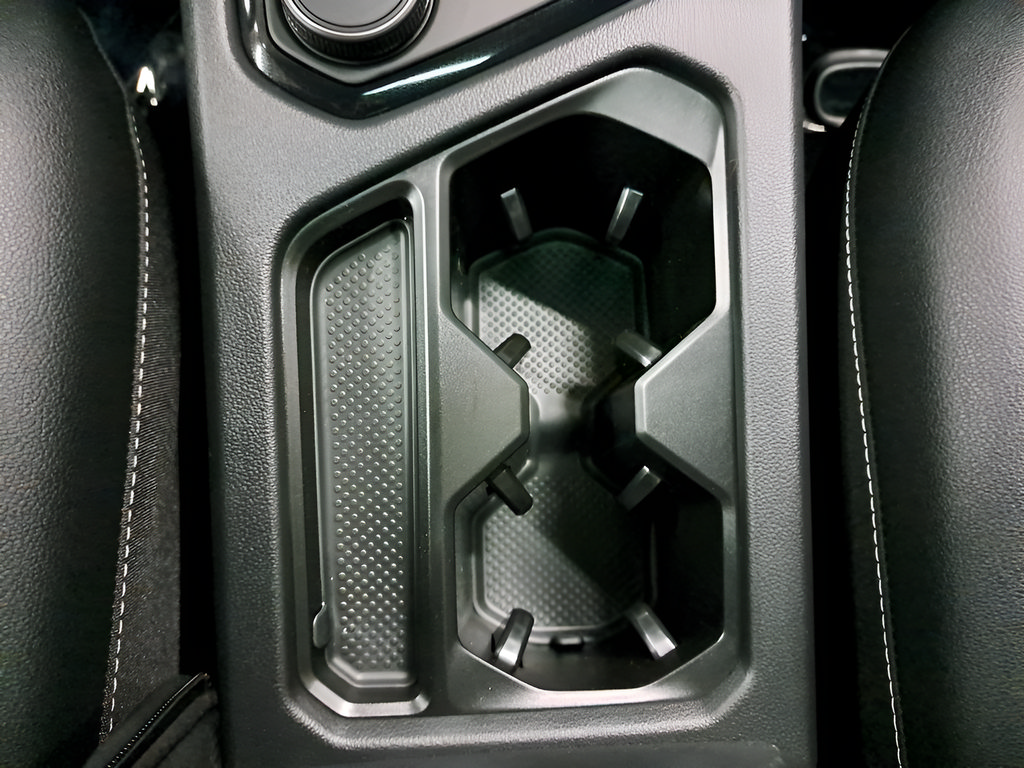 New 2025 Volkswagen Taos SEL AWD/4WD image 25