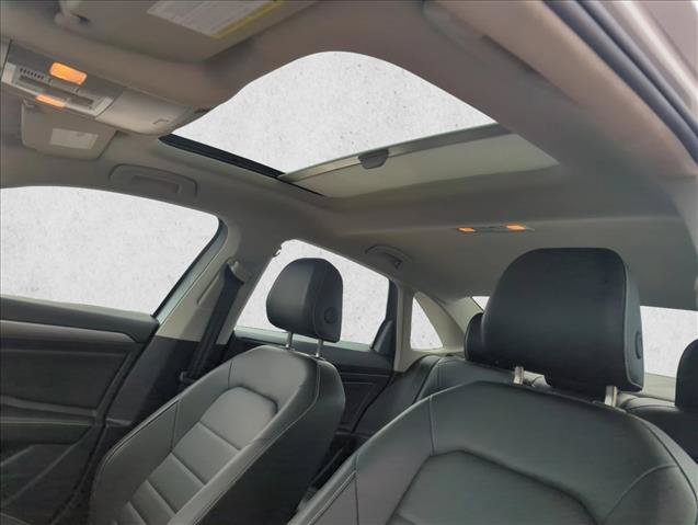Used 2024 Volkswagen Jetta SE FWD image 25