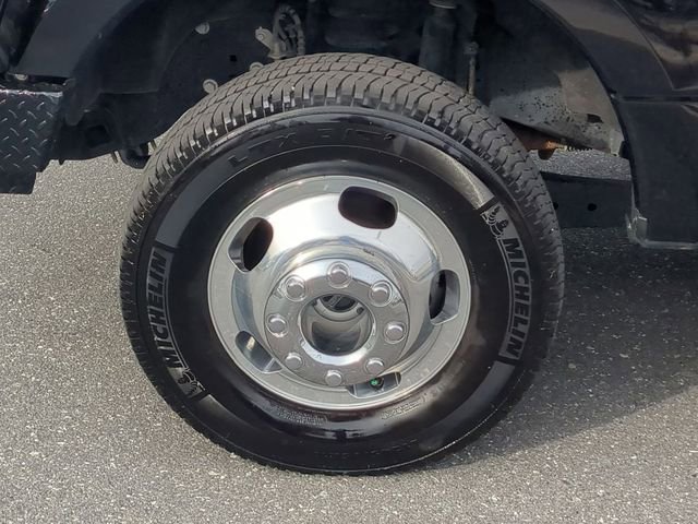 Used 2022 Ford F350 Lariat w/ Lariat Value Package image 15