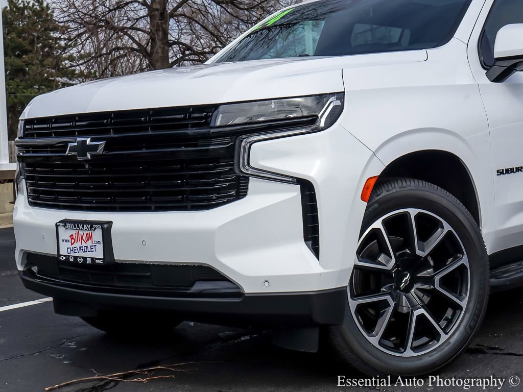 Used 2024 Chevrolet Suburban RST w/ Luxury Package image 3