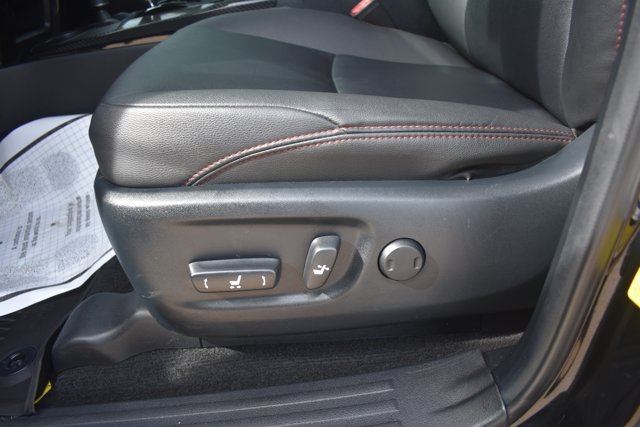 Used 2021 Toyota 4Runner Venture w/ Moonroof Package AWD/4WD image 12