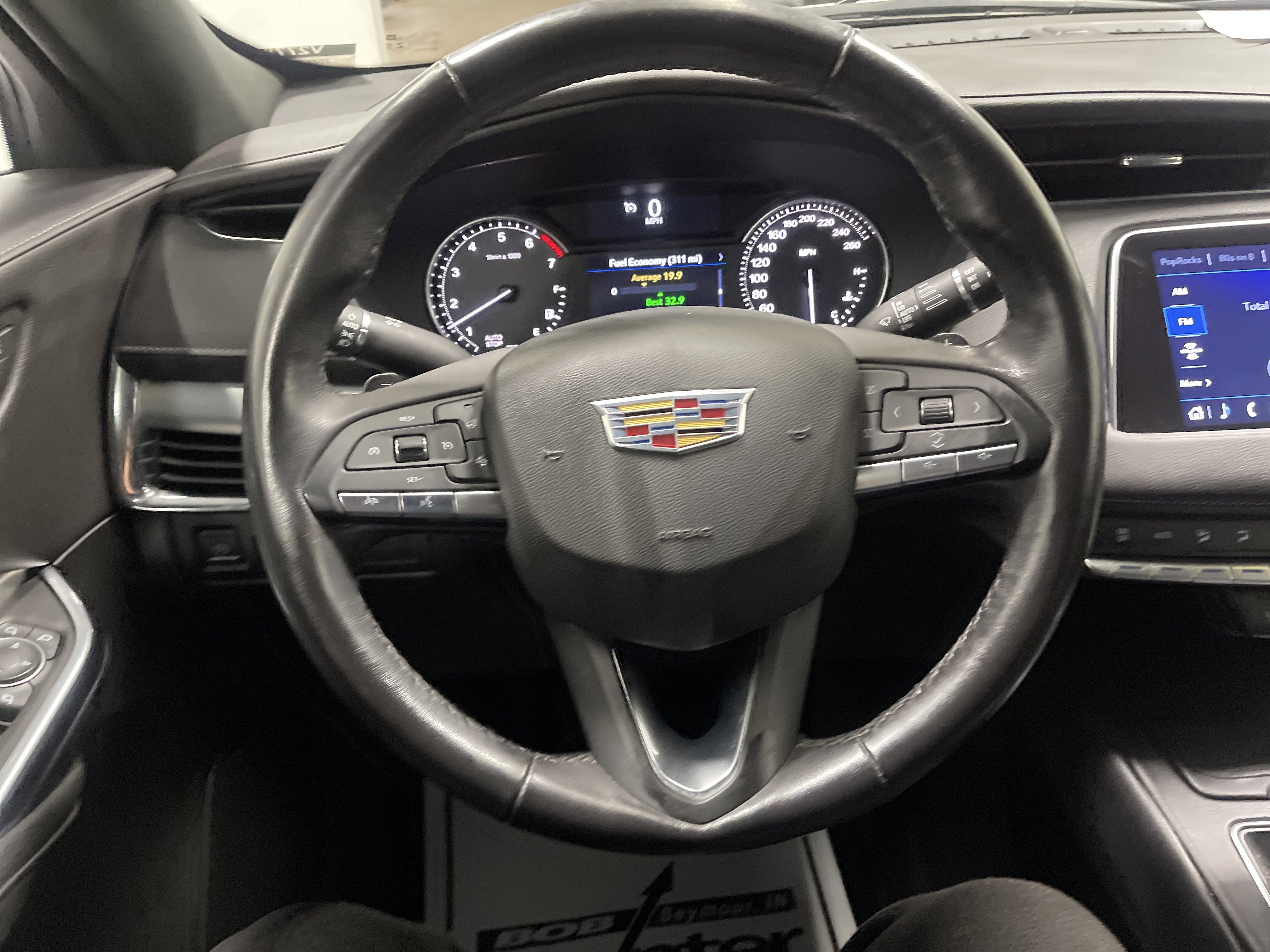 Used 2023 Cadillac XT4 Premium Luxury image 30