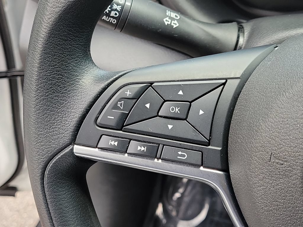 Used 2024 Nissan Kicks SV FWD image 28