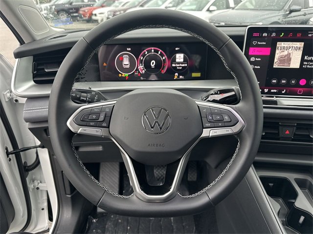 New 2026 Volkswagen Tiguan SE image 17