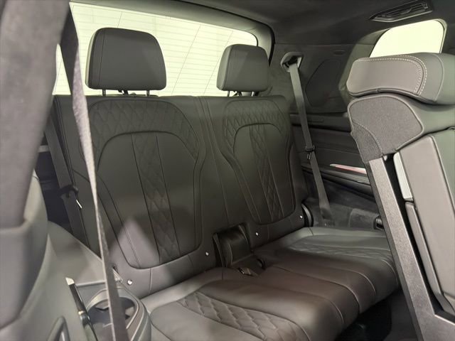Certified 2024 BMW X7 M60i w/ Executive Package AWD/4WD image 26