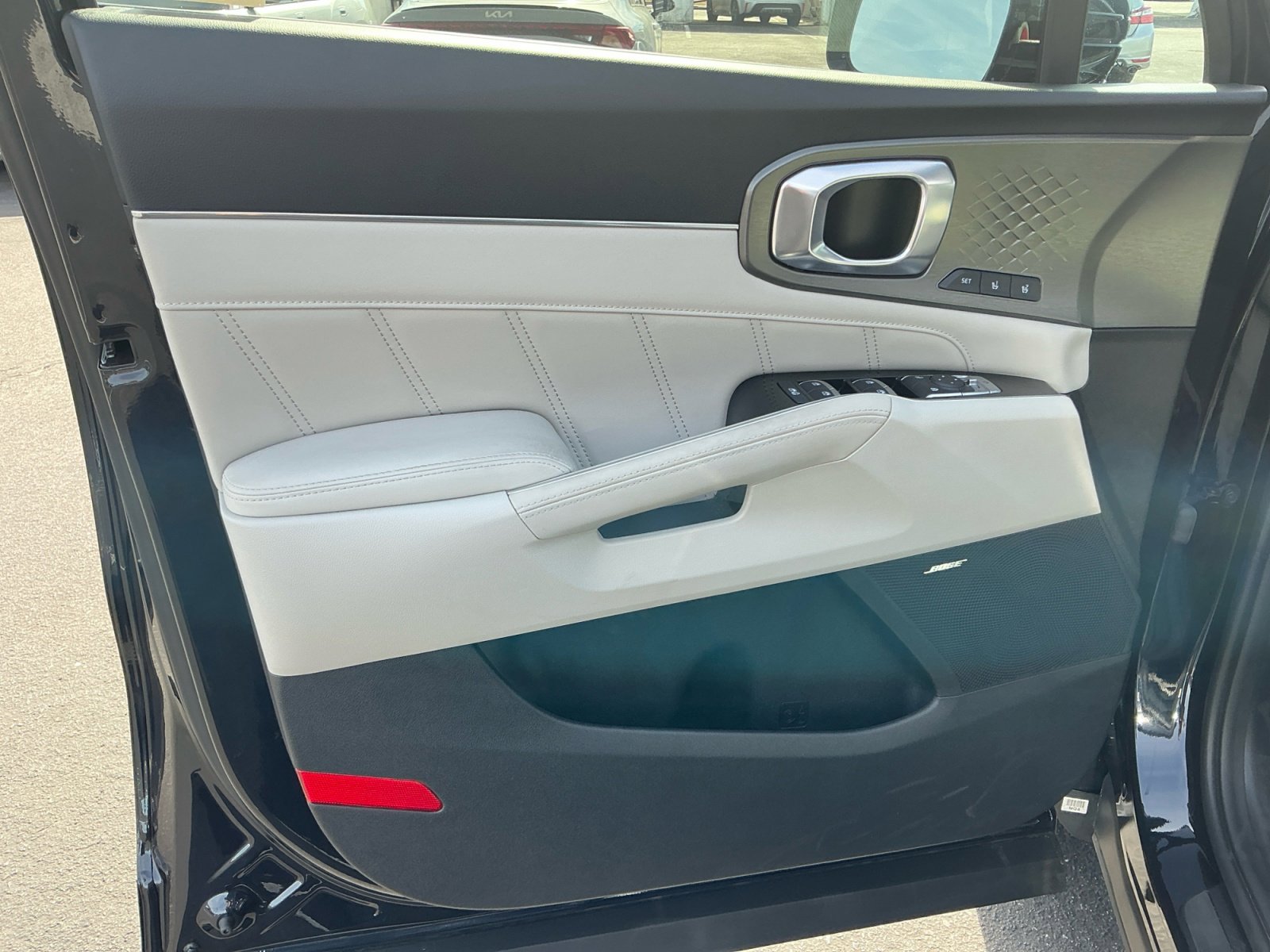 Used 2024 Kia Sorento SX Prestige image 13