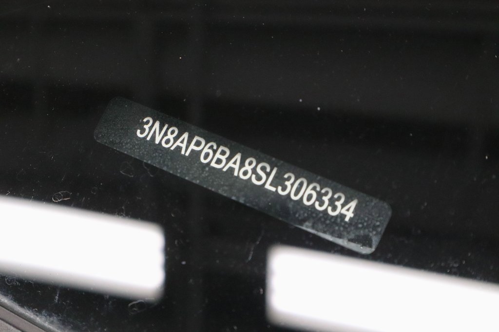 Certified 2025 Nissan Kicks S image 32