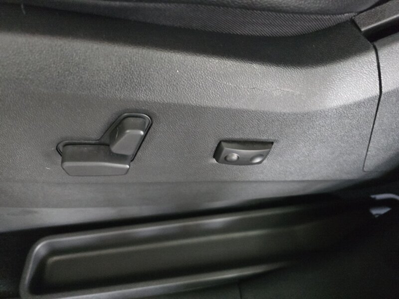 Used 2019 Dodge Grand Caravan GT FWD image 20