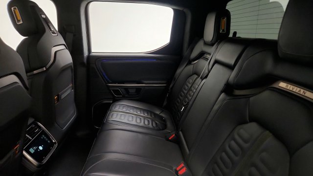 Used 2023 Rivian R1T Adventure Dual AWD/4WD image 42