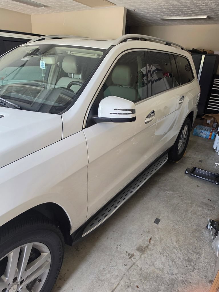 Used 2015 Mercedes-Benz GL 450 4MATIC image 12